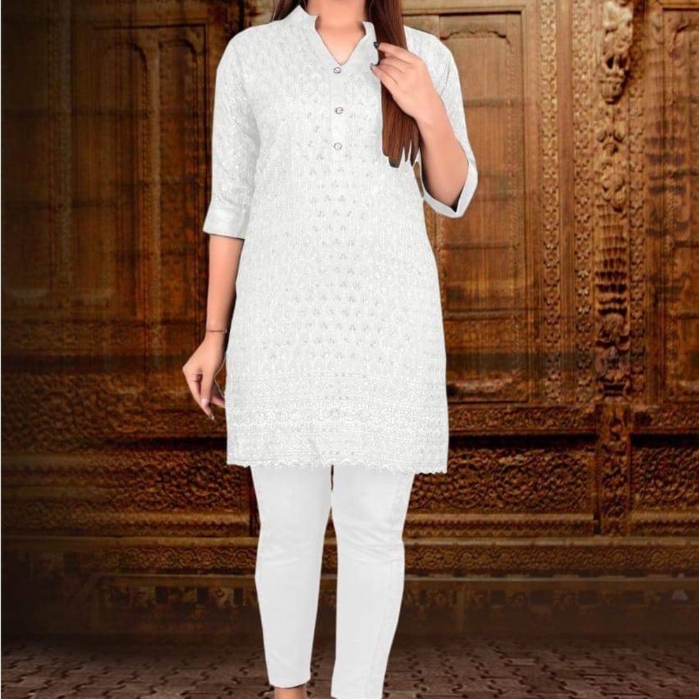 Kurta Set With Legging .